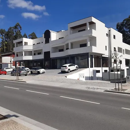 T2 In Pacos De Ferreira, 20 Minutes From Porto アパート パーソス・デ・フェレイラ