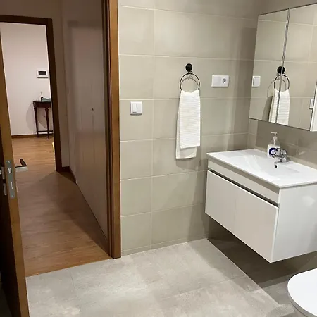 アパート T2 In Pacos De Ferreira, 20 Minutes From Porto *
