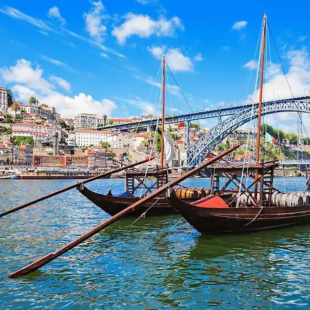 T2 In Pacos De Ferreira, 20 Minutes From Porto アパート パーソス・デ・フェレイラ
